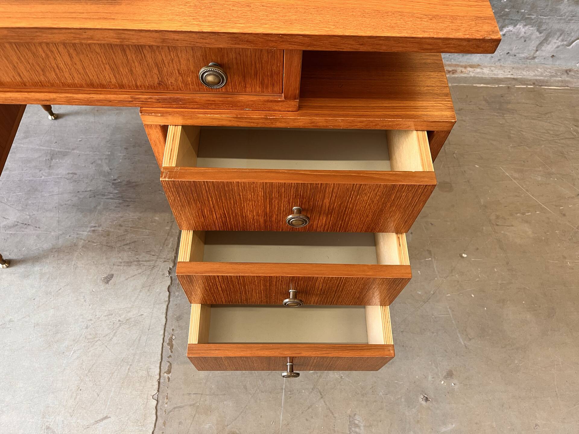 Vintage desk by MDK