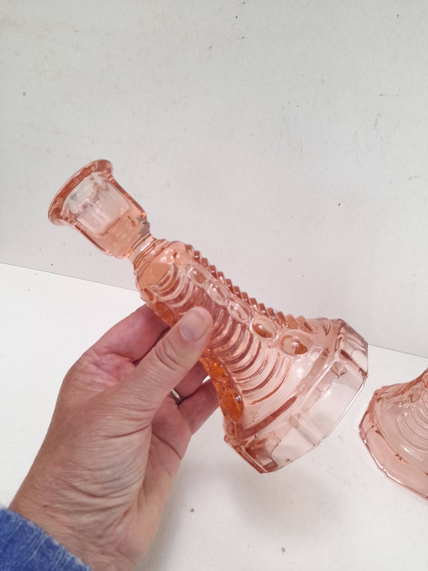 Paire de bougeoirs roses Art Déco Luxval
