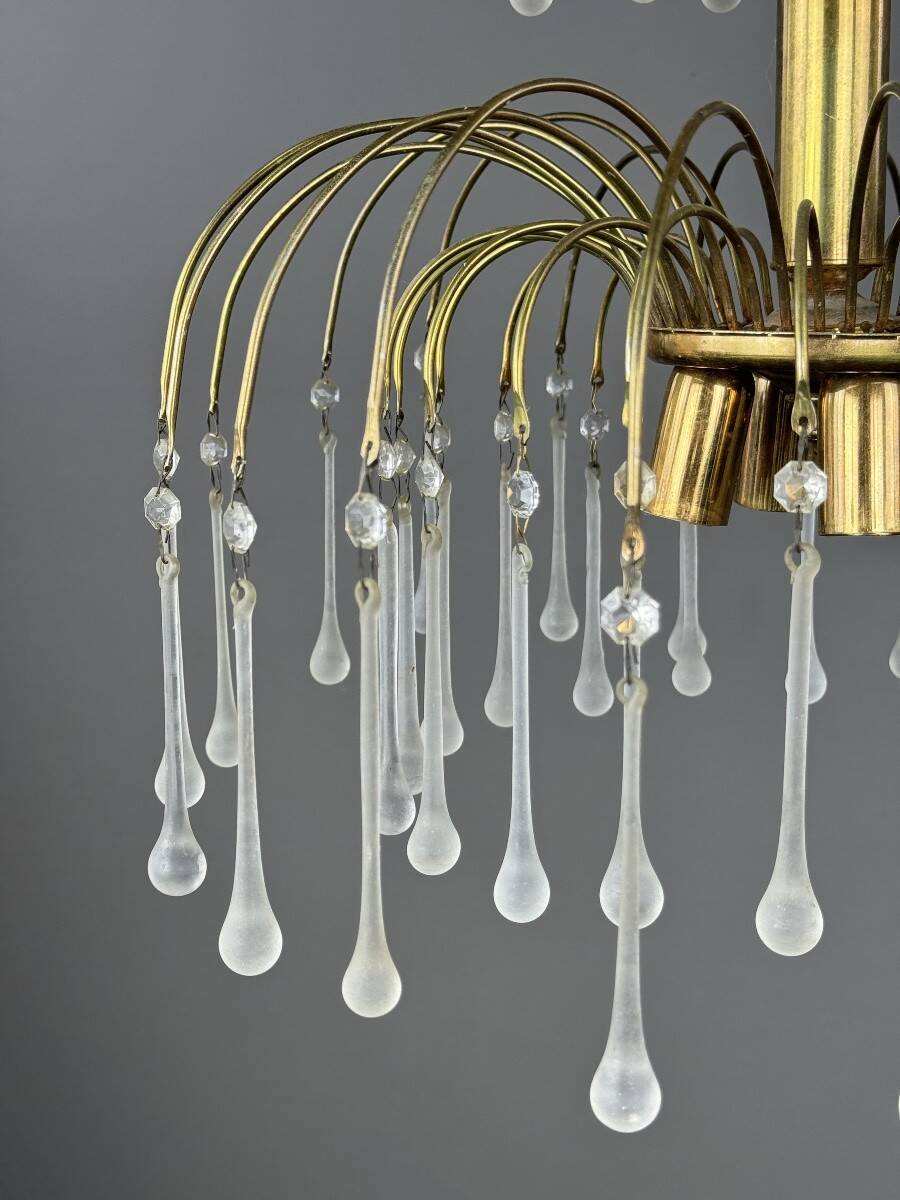 Lustre en laiton doré et pampilles de verre, XXe siècle