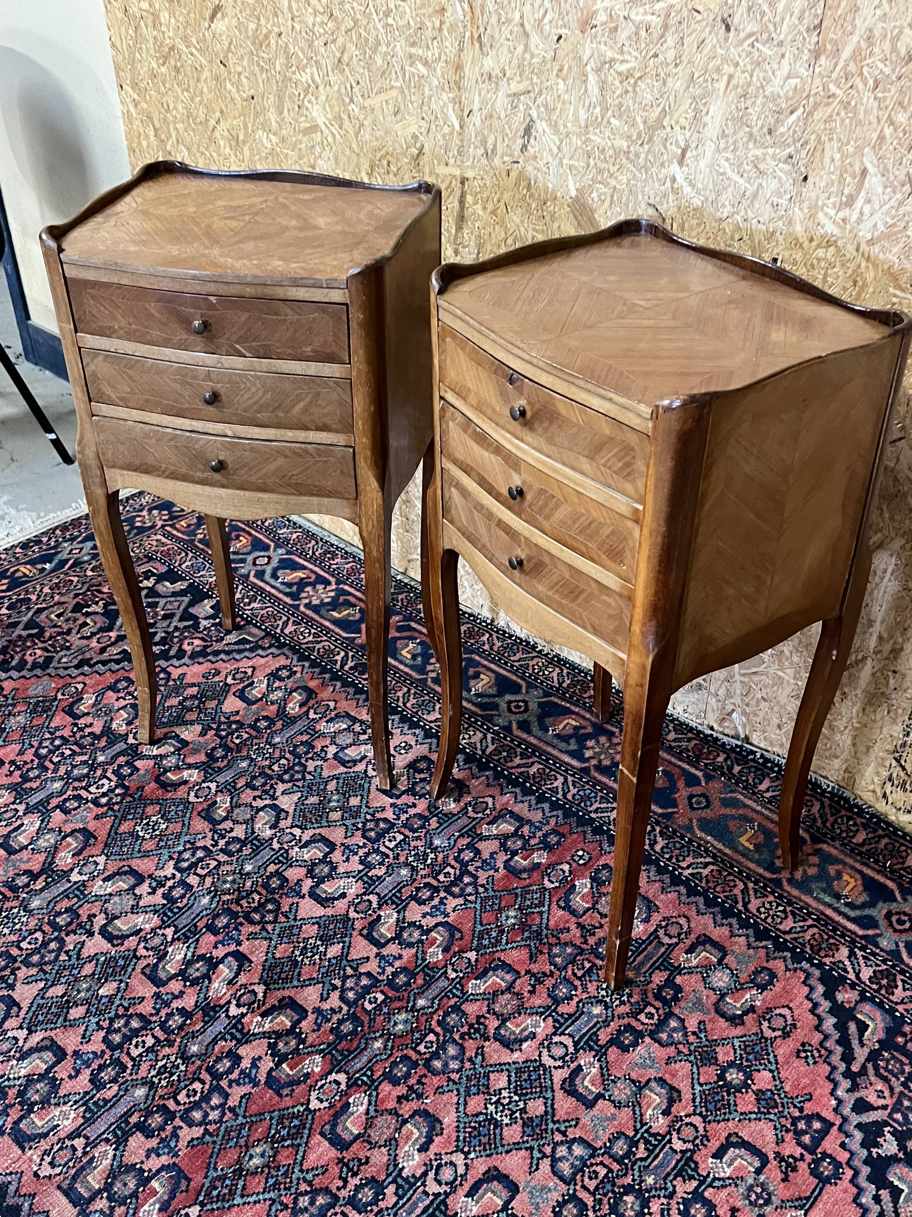 Pair of old Louis XV style bedside tables, in walnut veneer