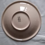 Pleated hollow dish digoin