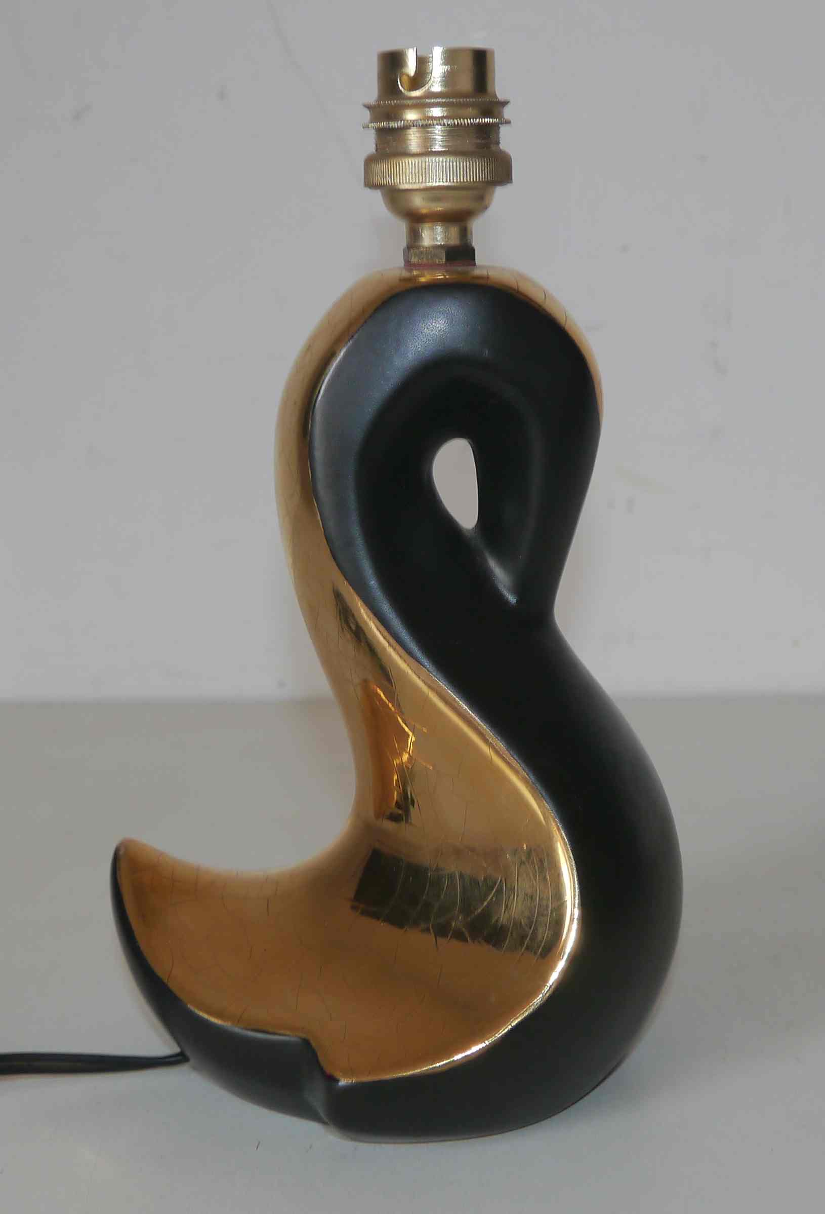 Cracked ceramic and gold lamp foot (signed DA)