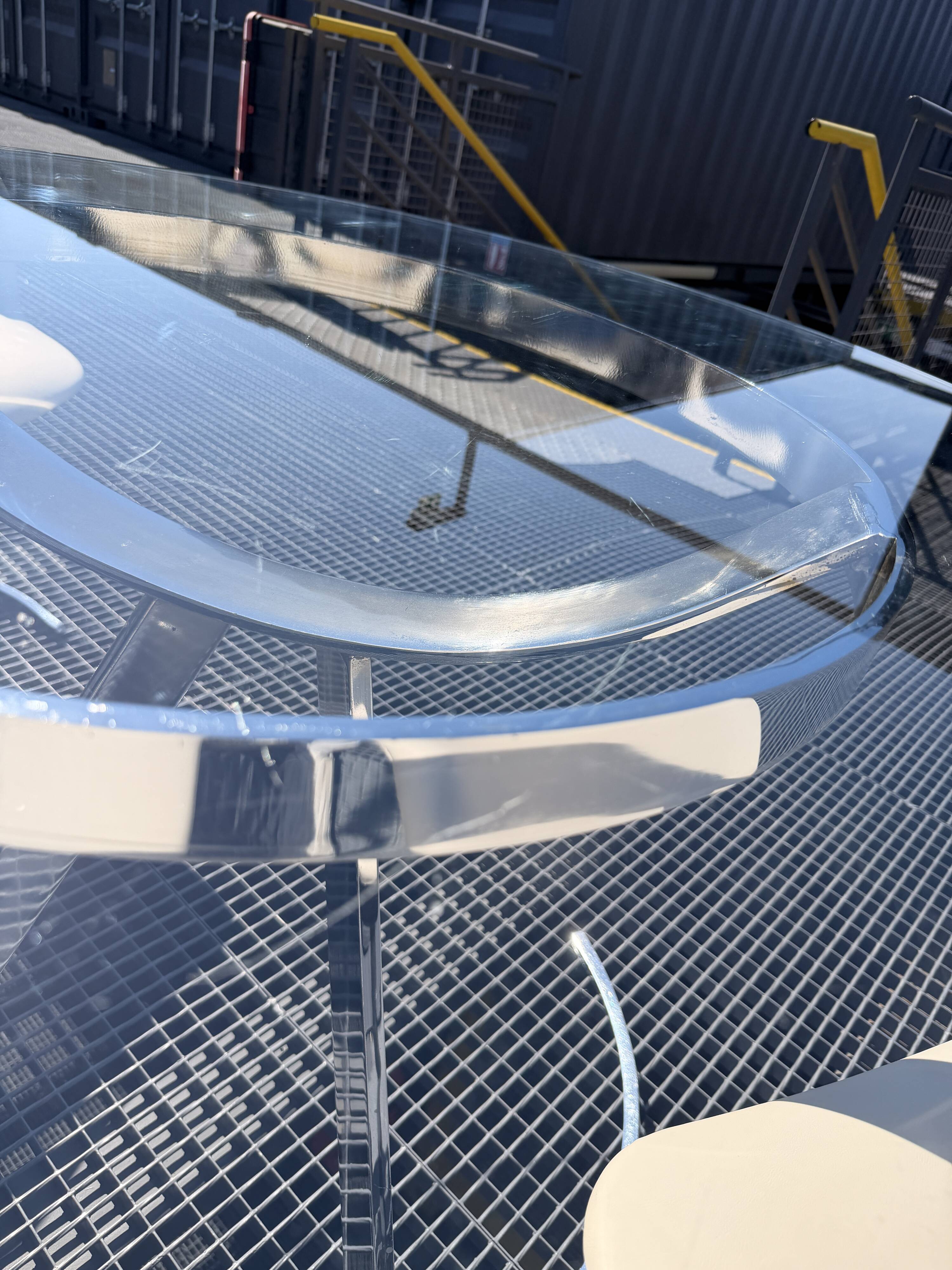 Ensemble Euro Steel International Space Age : Table Verre & 4 Chaises
