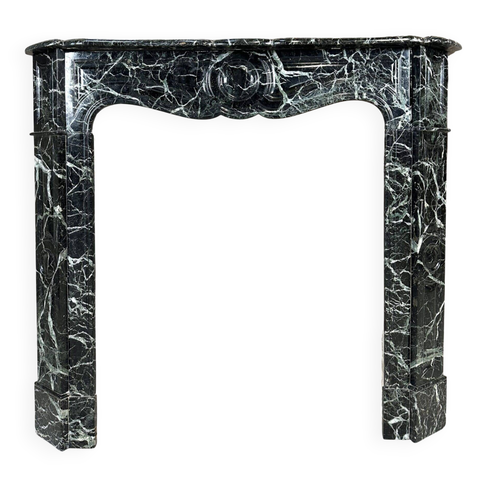 Cheminée de style Louis XV en marbre vert des Alpes circa 1900