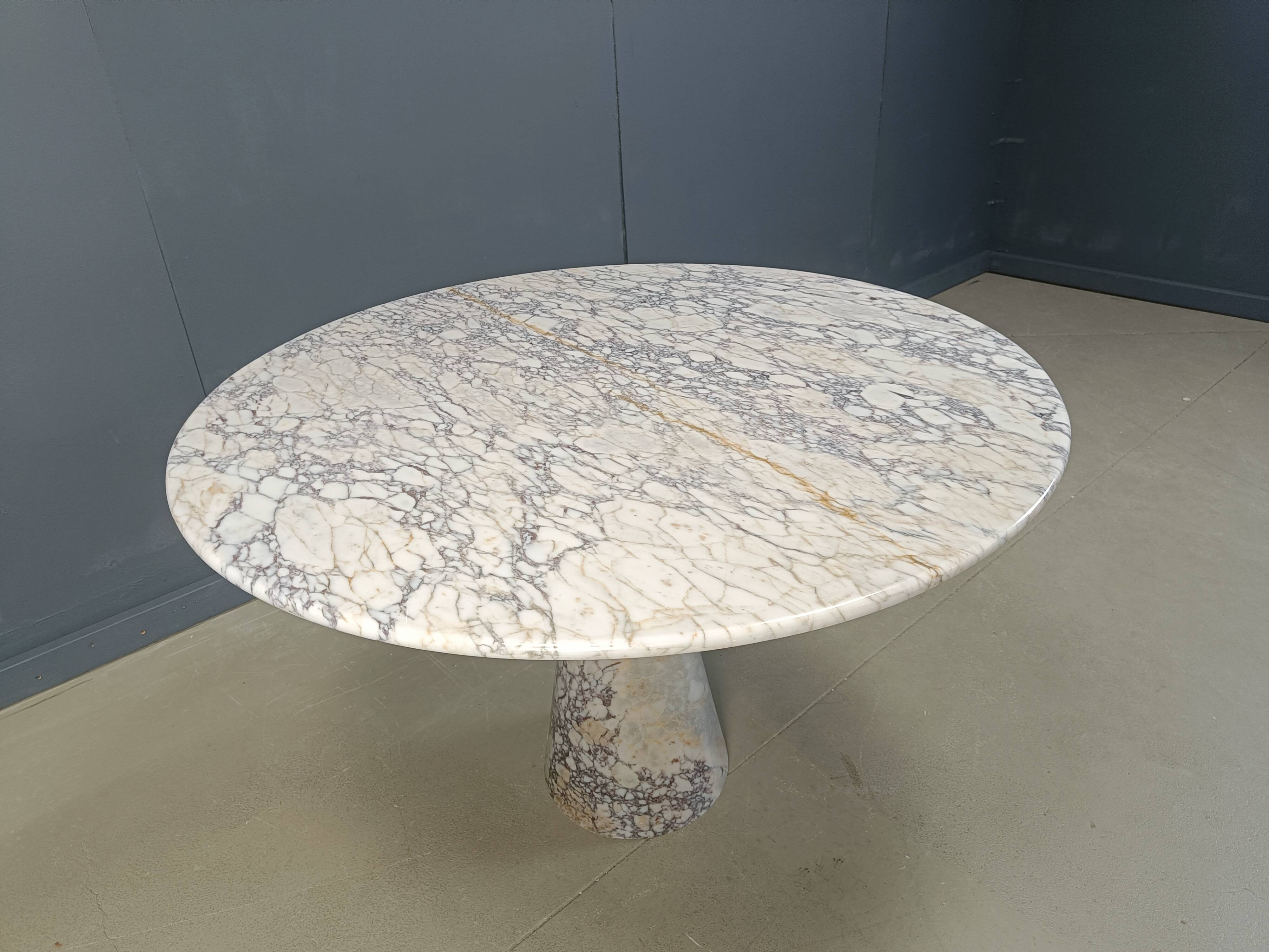Vintage round marble dining table 1970s
