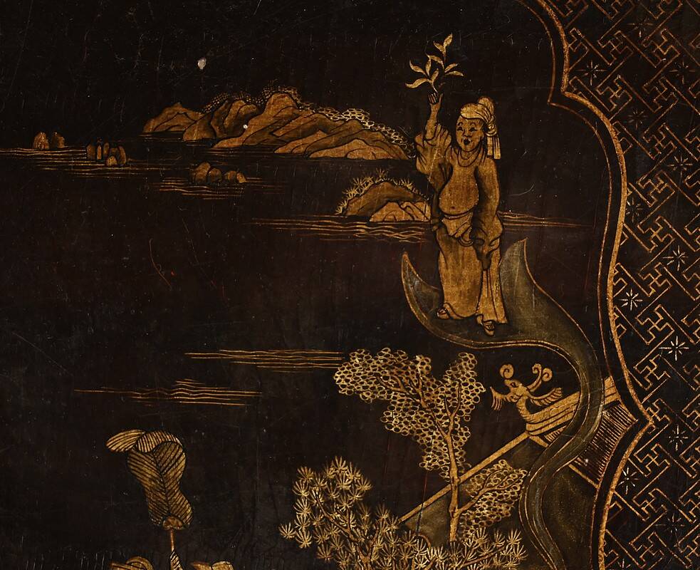 Important Asian Coffee Table, in black lacquered wood – Mid 20th century