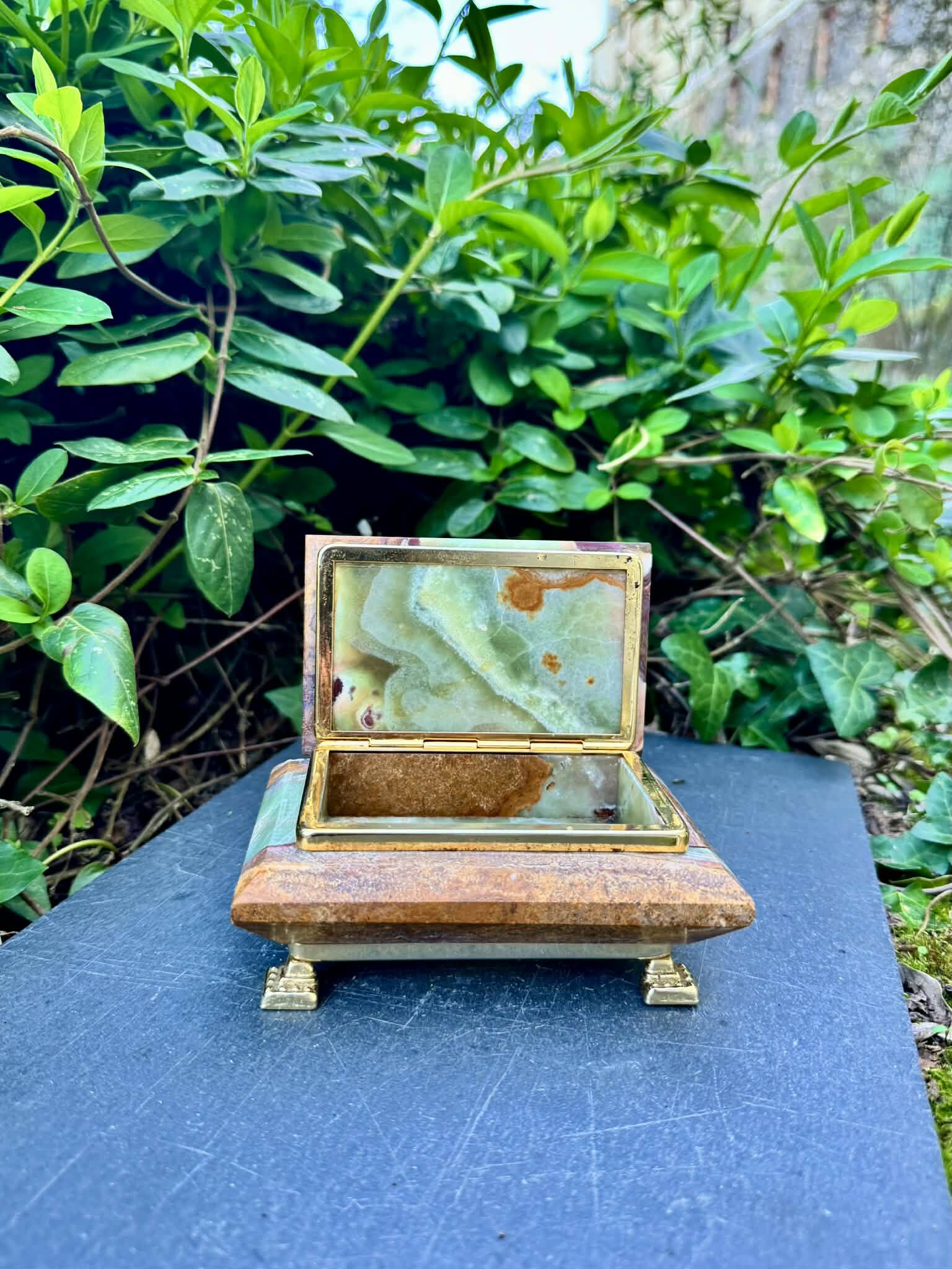 Onyx catchall box from the 1960s, vintage Italy.