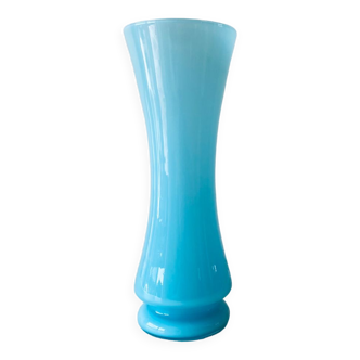 Grand vase ancien en opaline bleu