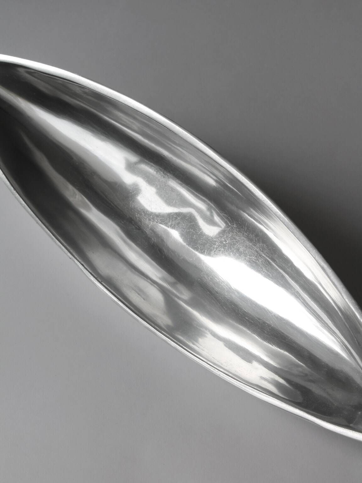 Polished Aluminum Long Deep Bowl