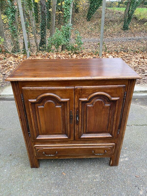 Buffet Louis XIV en bois massif haut du 19ème