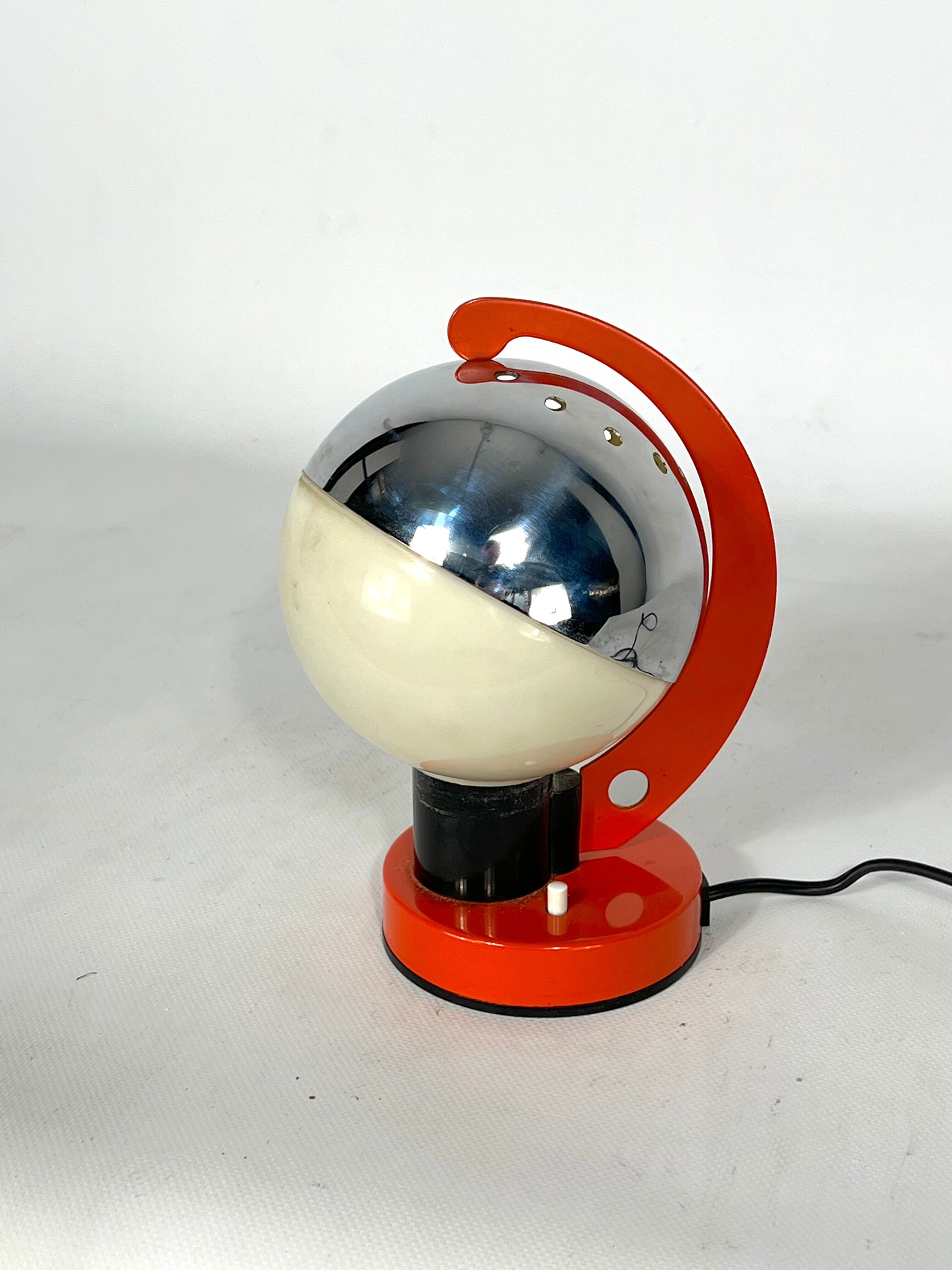 Space age Italian metal and plastic table lamp from 60s