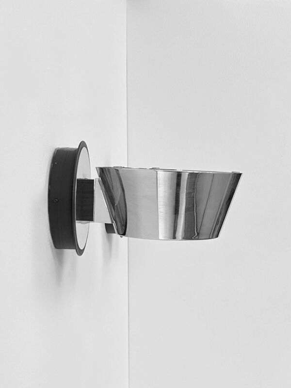 Paire d'appliques en chrome et verre sablé, France, 1970