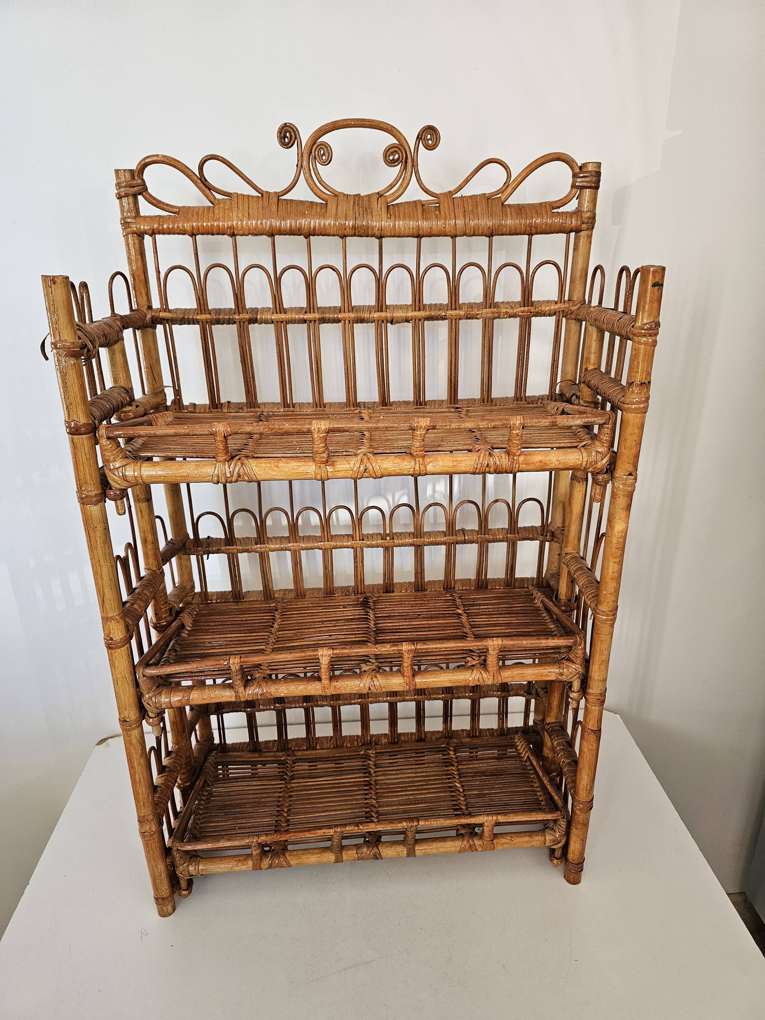Beautiful Peacock wall shelf, made of rattan, 1960s