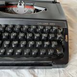 Old Brother 220 Deluxe mechanical typewriter - Made in Japan