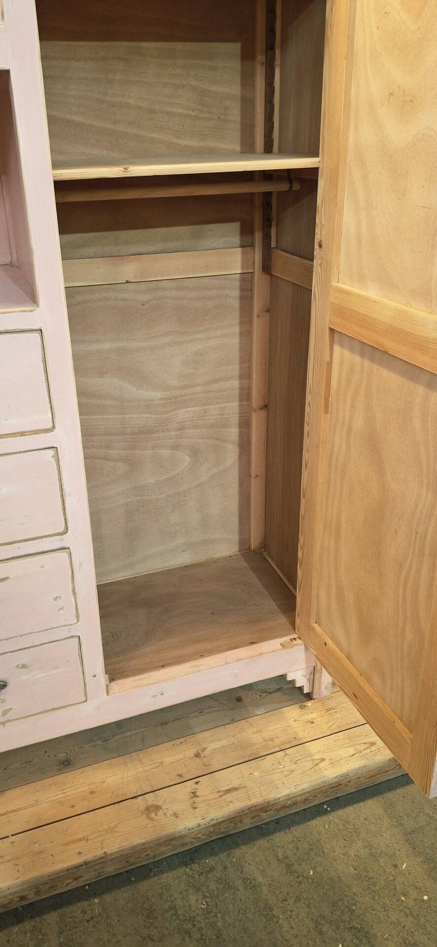 Asymmetrical wardrobe