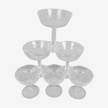 6 champagne glasses