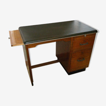Burwood child desk