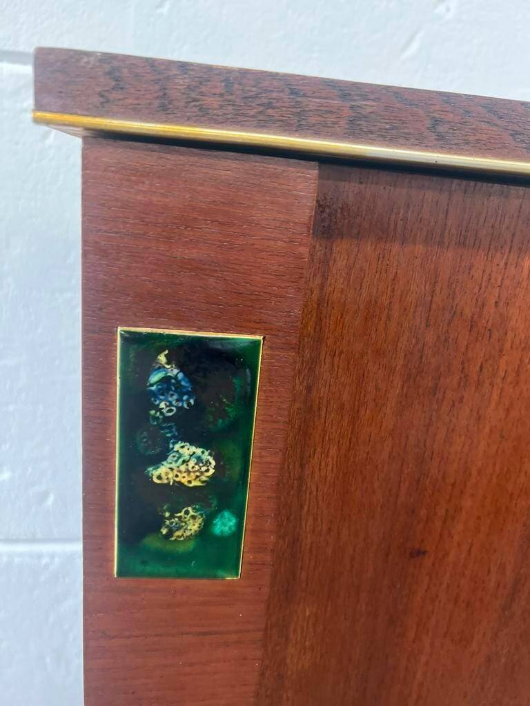 Vintage wooden bar cabinet / cabinet