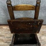 Travail d'art populaire fin XVIIIè: fauteuil d'enfant dissimulant un coffre