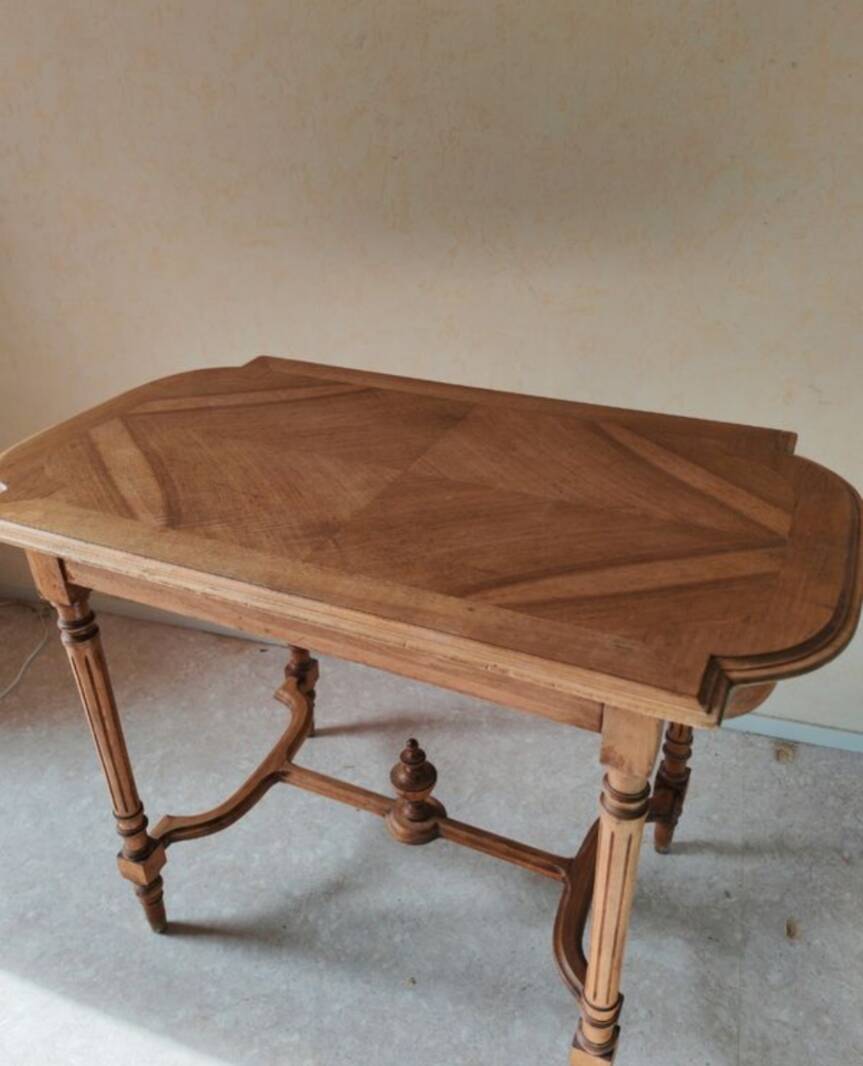 Élégante Table / Petit Bureau Vintage en Bois Marqueté
