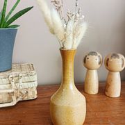 Stoneware single-flower vase