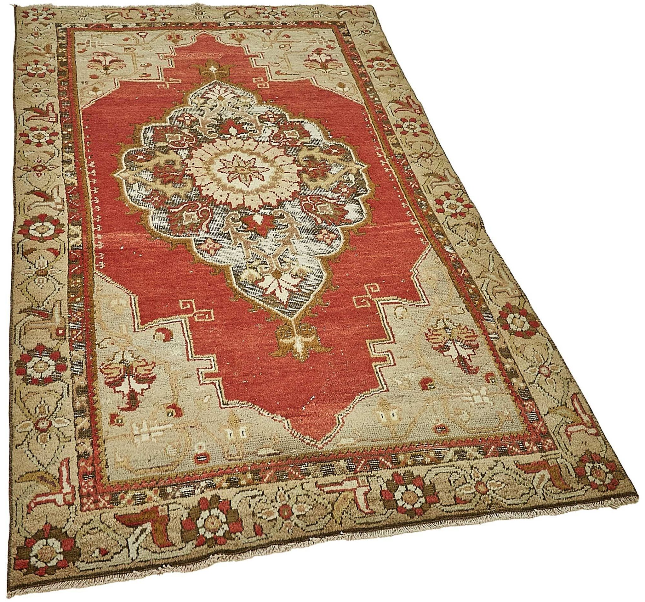 Turkish Vintage Anatolian Rug 112 cm x 187 cm