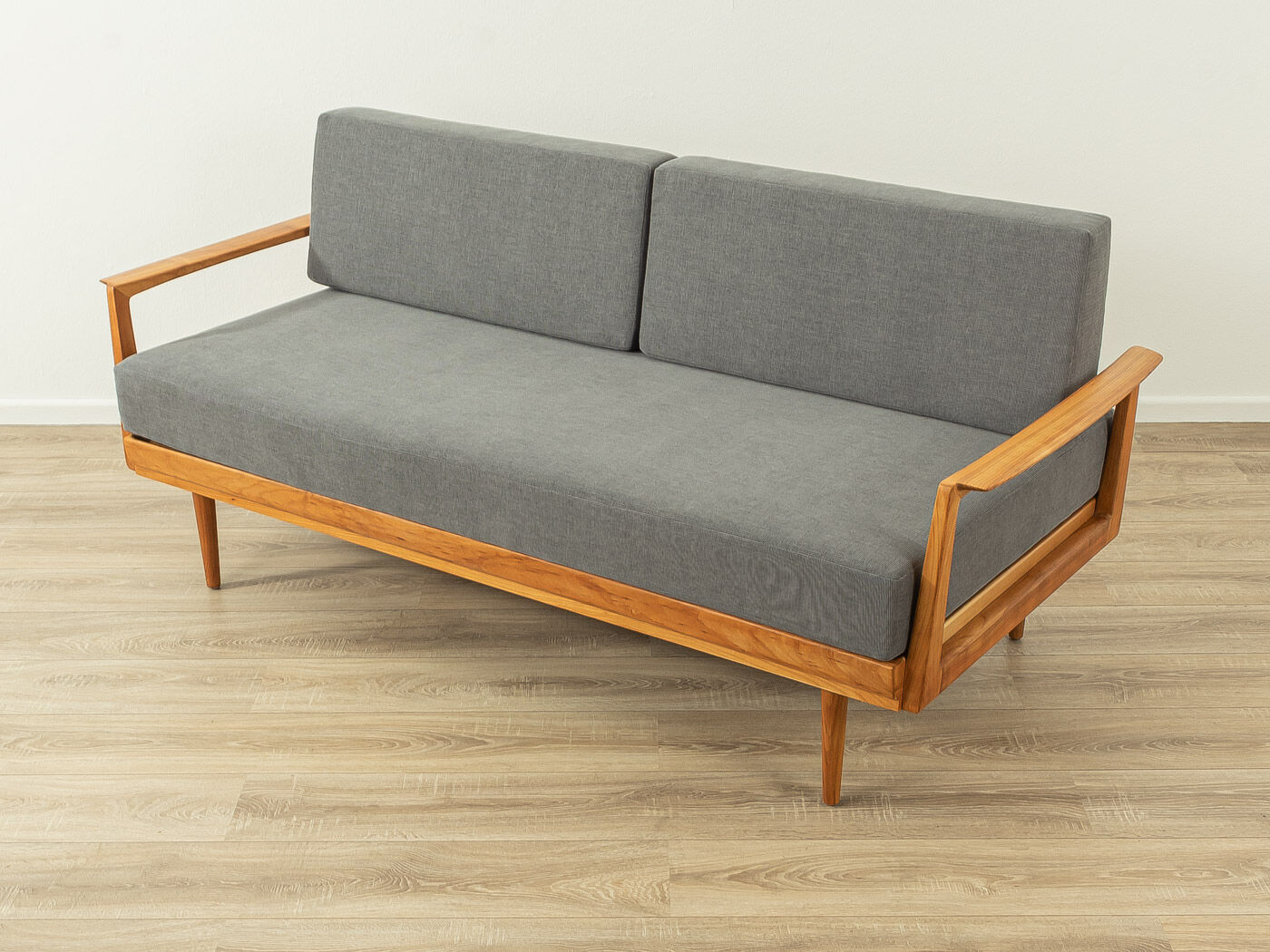 1950s Sofa, Knoll Antimott