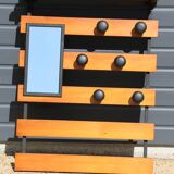 Wall-mounted coat rack with 6 hooks