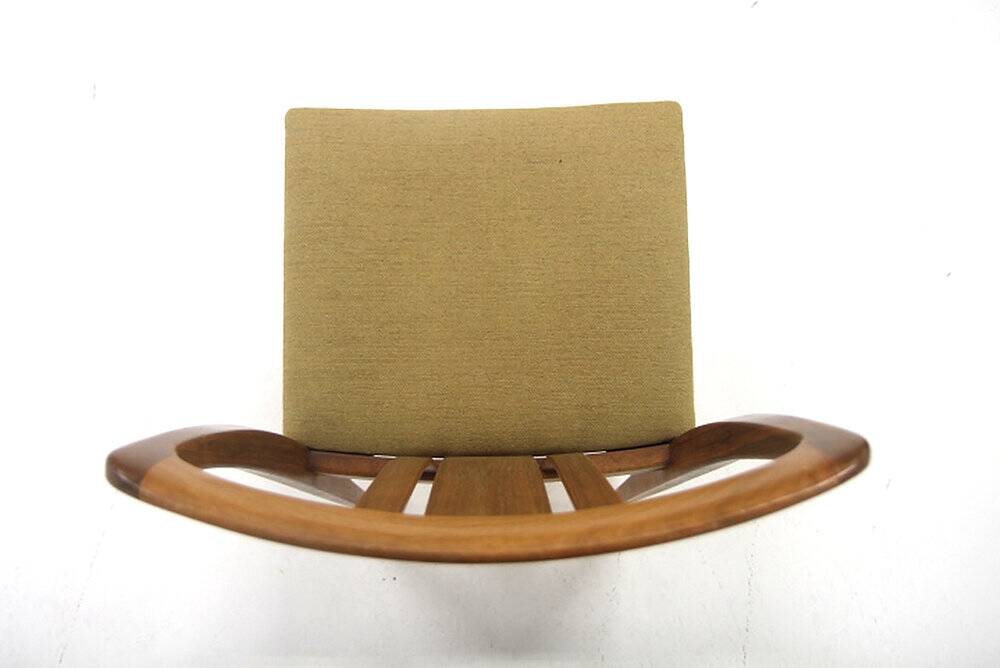 Set of 4 Scandinavian walnut chairs, Linde Nilsson, Lammhult, Sweden, 1960.