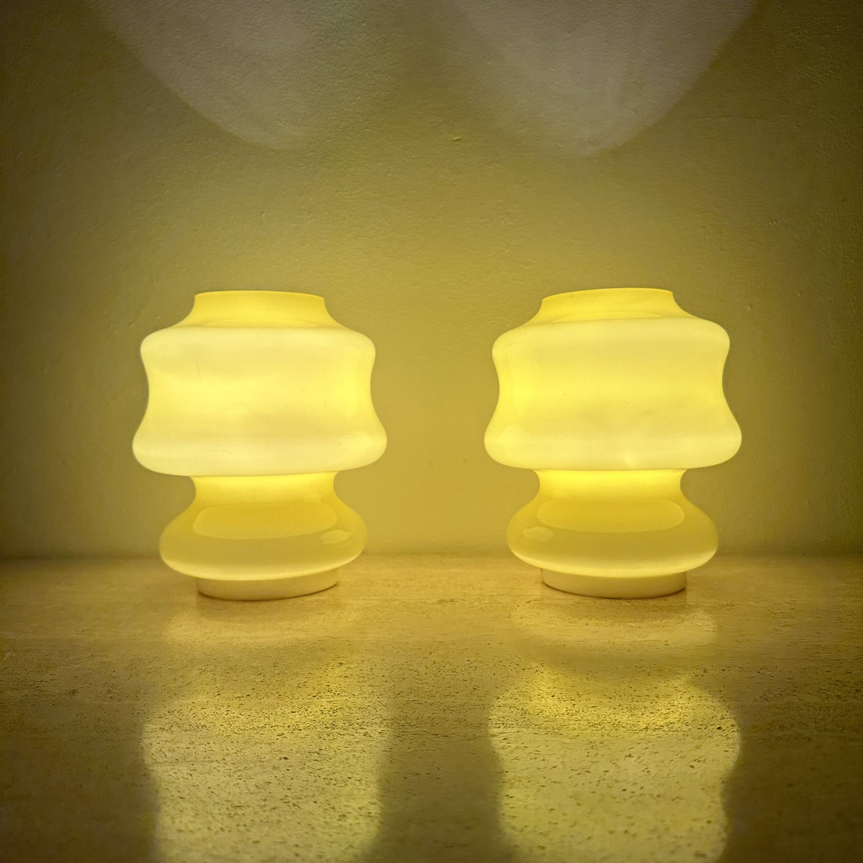 Set of 2 space age yellow glass table lamps ve-art Italy design , 1970s
