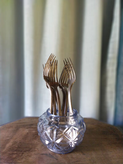 8 silver metal forks