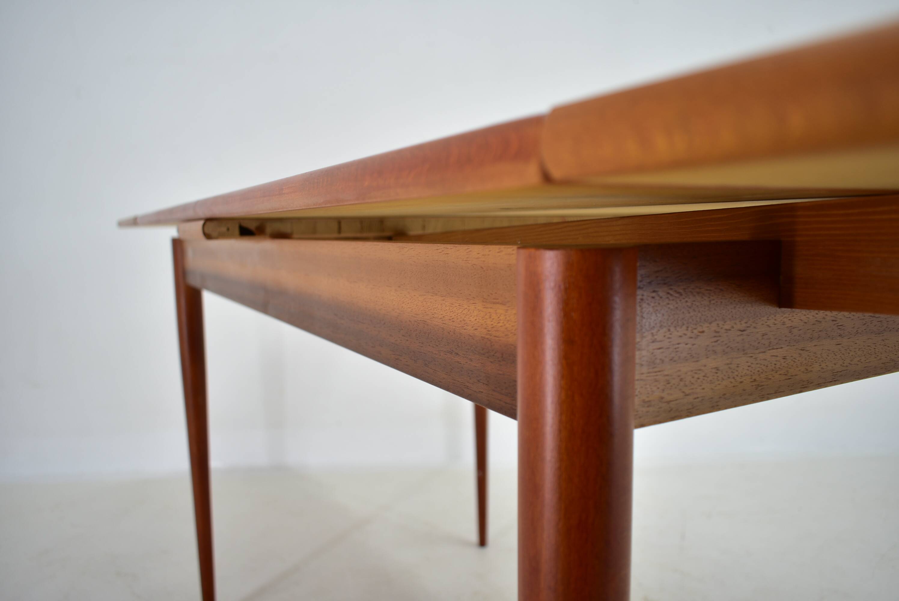 1960s Mahogany Dining Table, Czechoslovakia