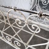 Bed, wrought iron bench