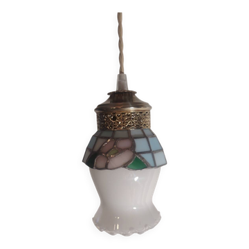 Crowned stained-glass opaline