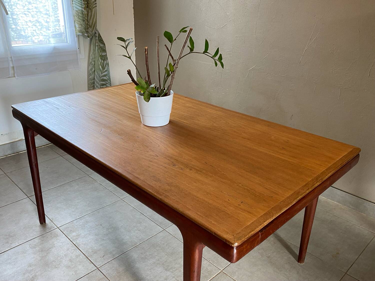 Vintage extendable teak table