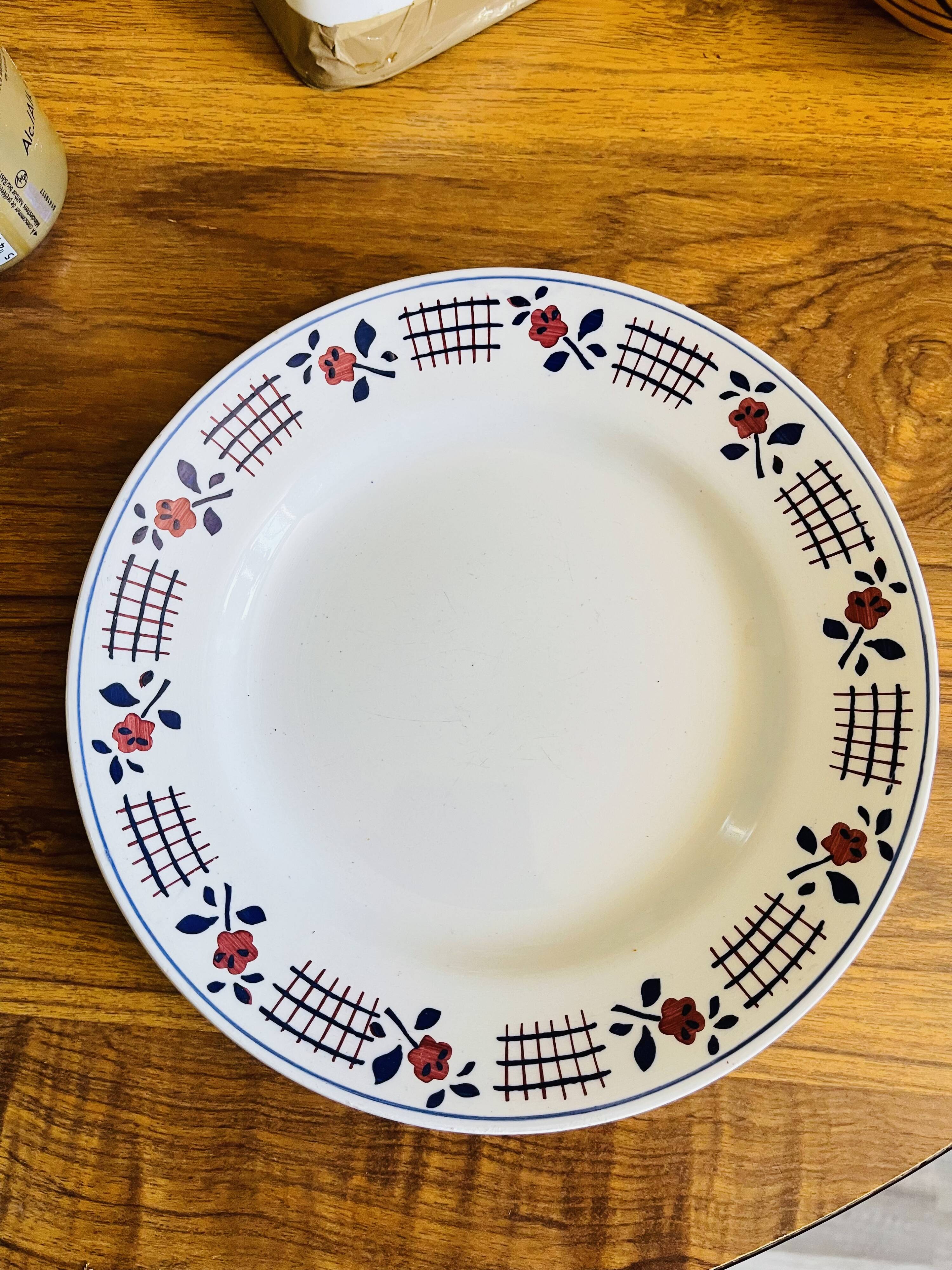 4 vintage plates Niderviller Moselle France
