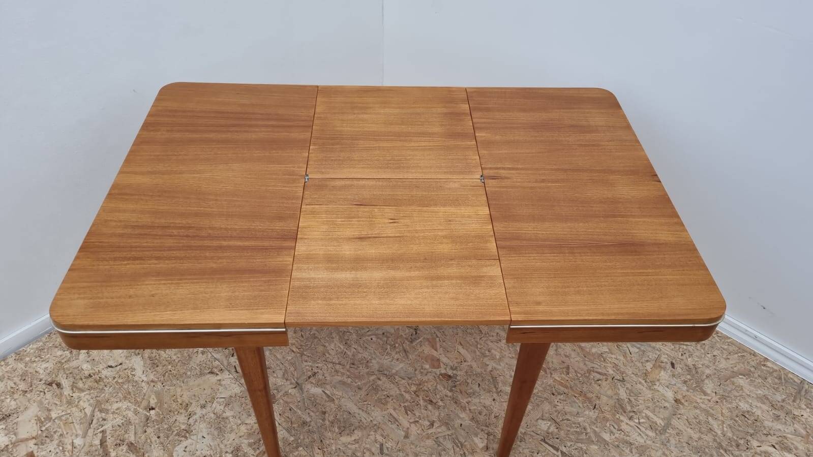 Fully renovated midcentury dining table by Jitona 1960´s, Czechoslovakia