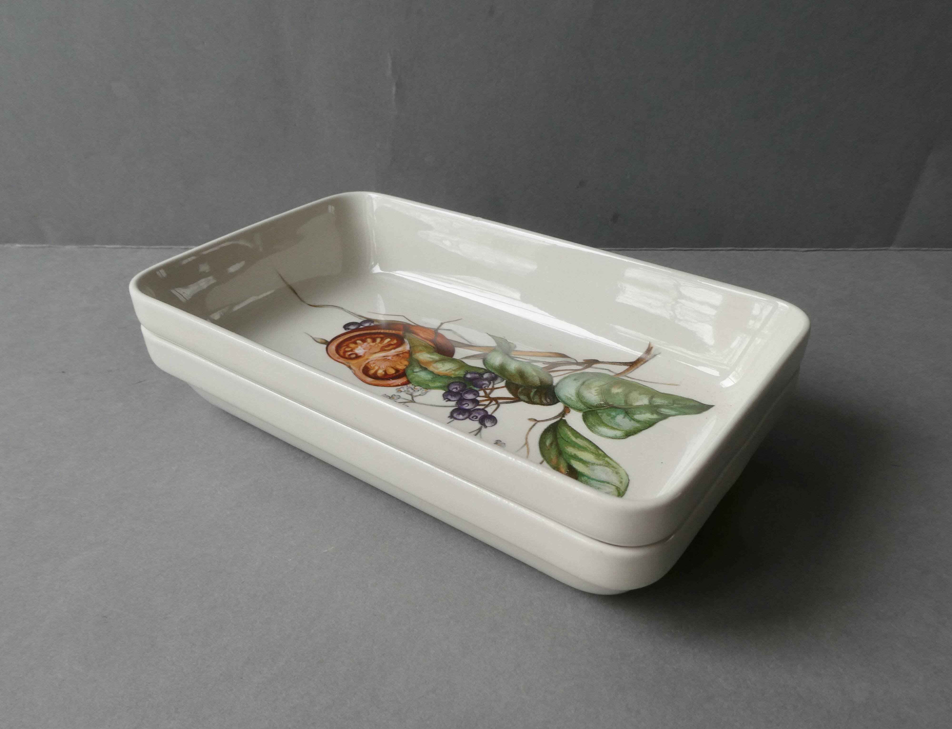 2 small Villeroy & Boch dishes, naturalist decor