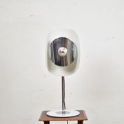 Lampe de table par Brevetatto Italie des années 1970.