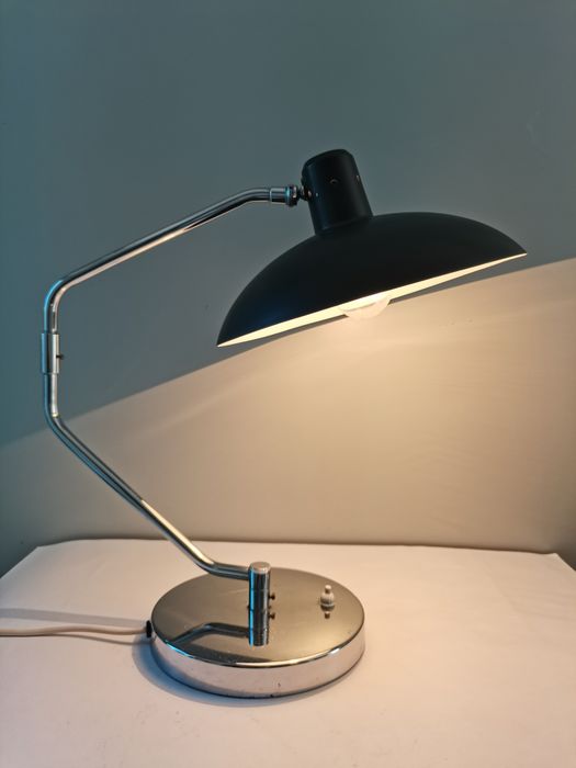 Table lamp nr. 8 clay Michie for Knoll Inc