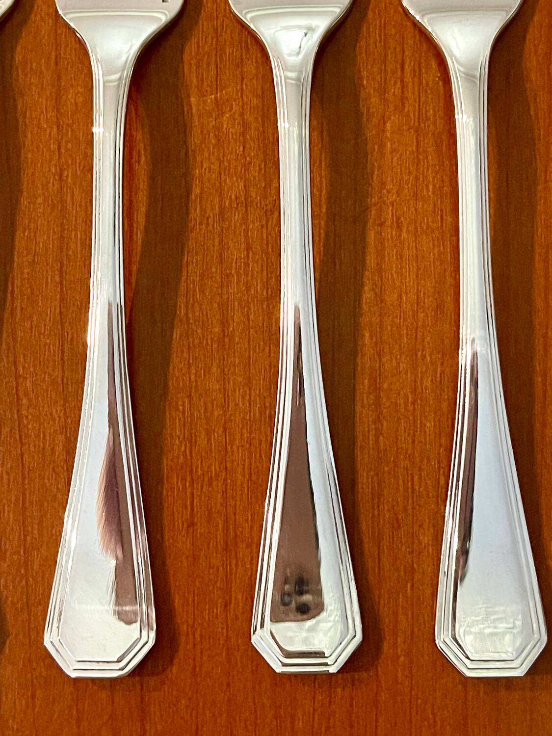 Christofle America, 12 oyster and shellfish forks, new condition