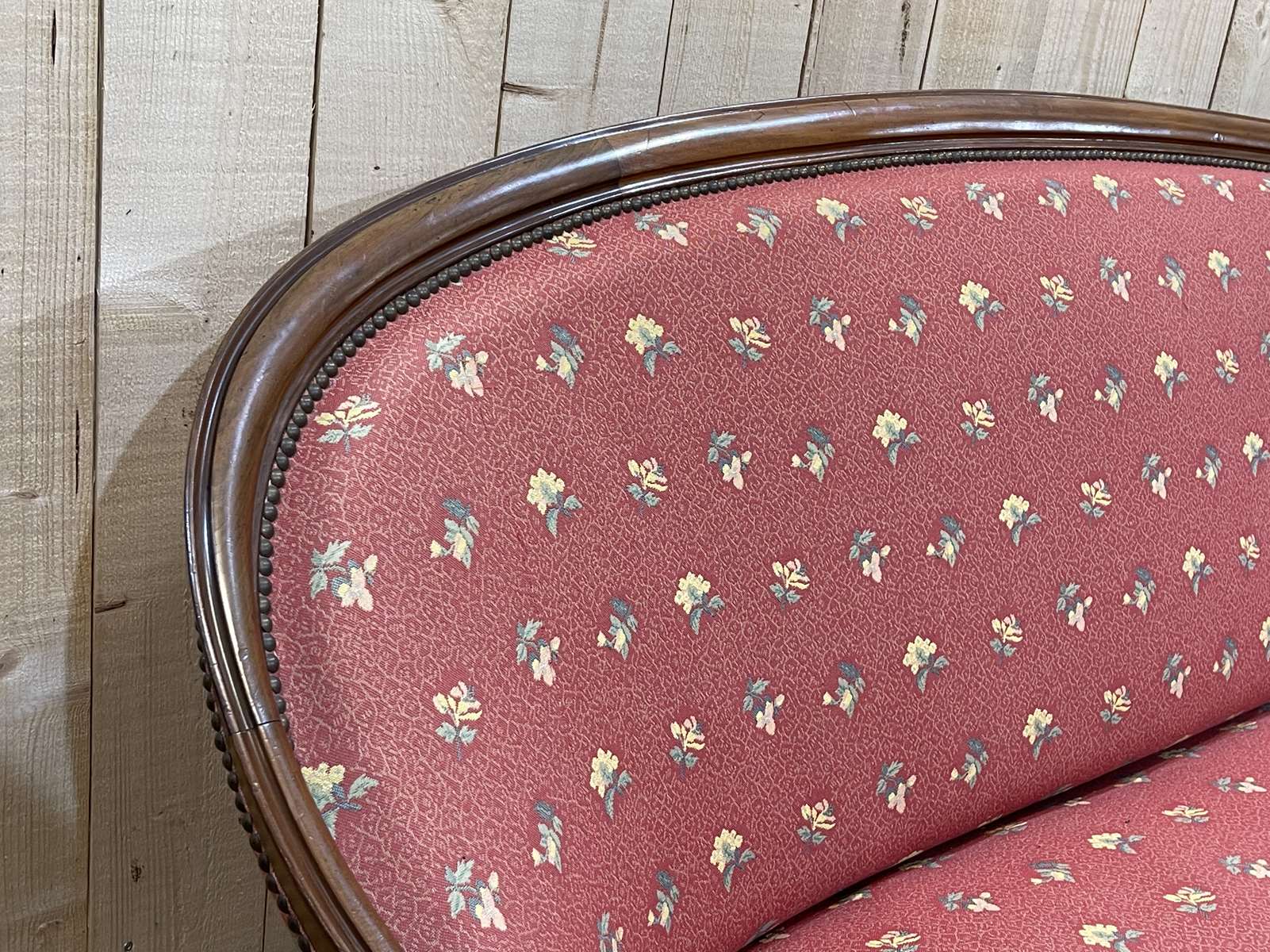 Napoleon III mahogany sofa