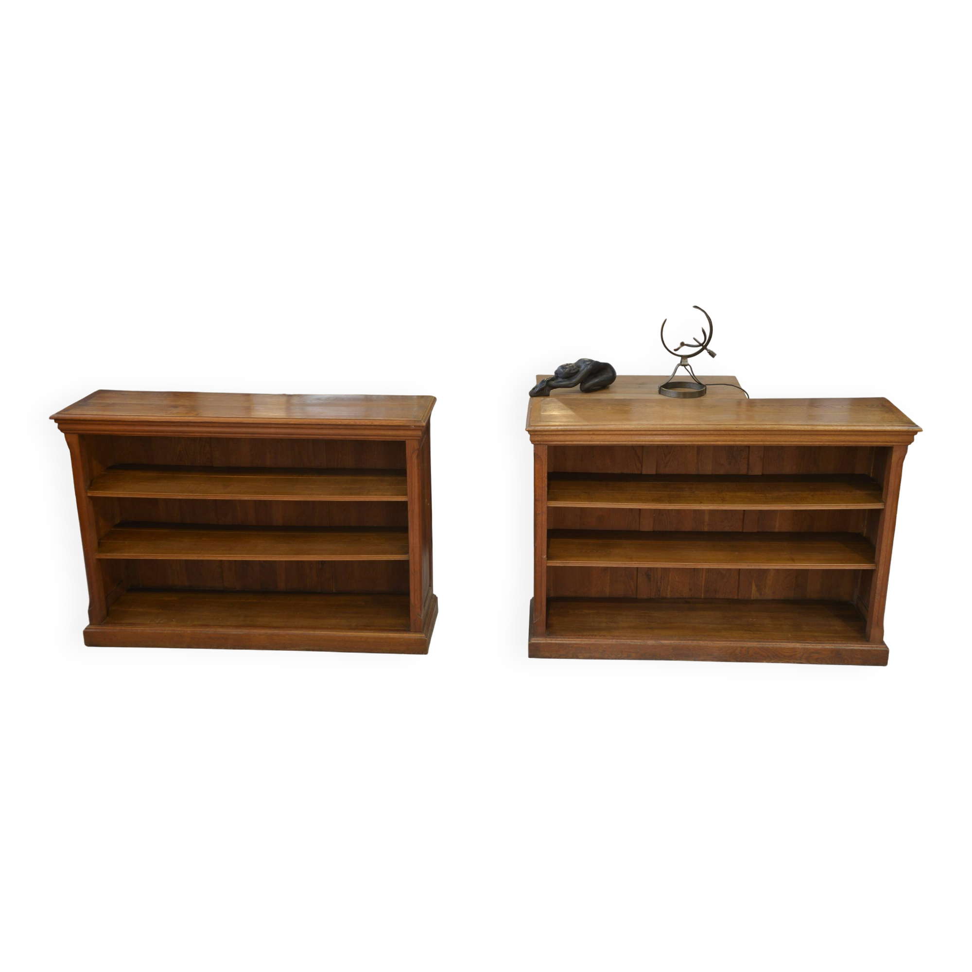 Pair of solid oak bookshelves from the 1920s.