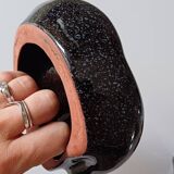 Ceramic hand emptier