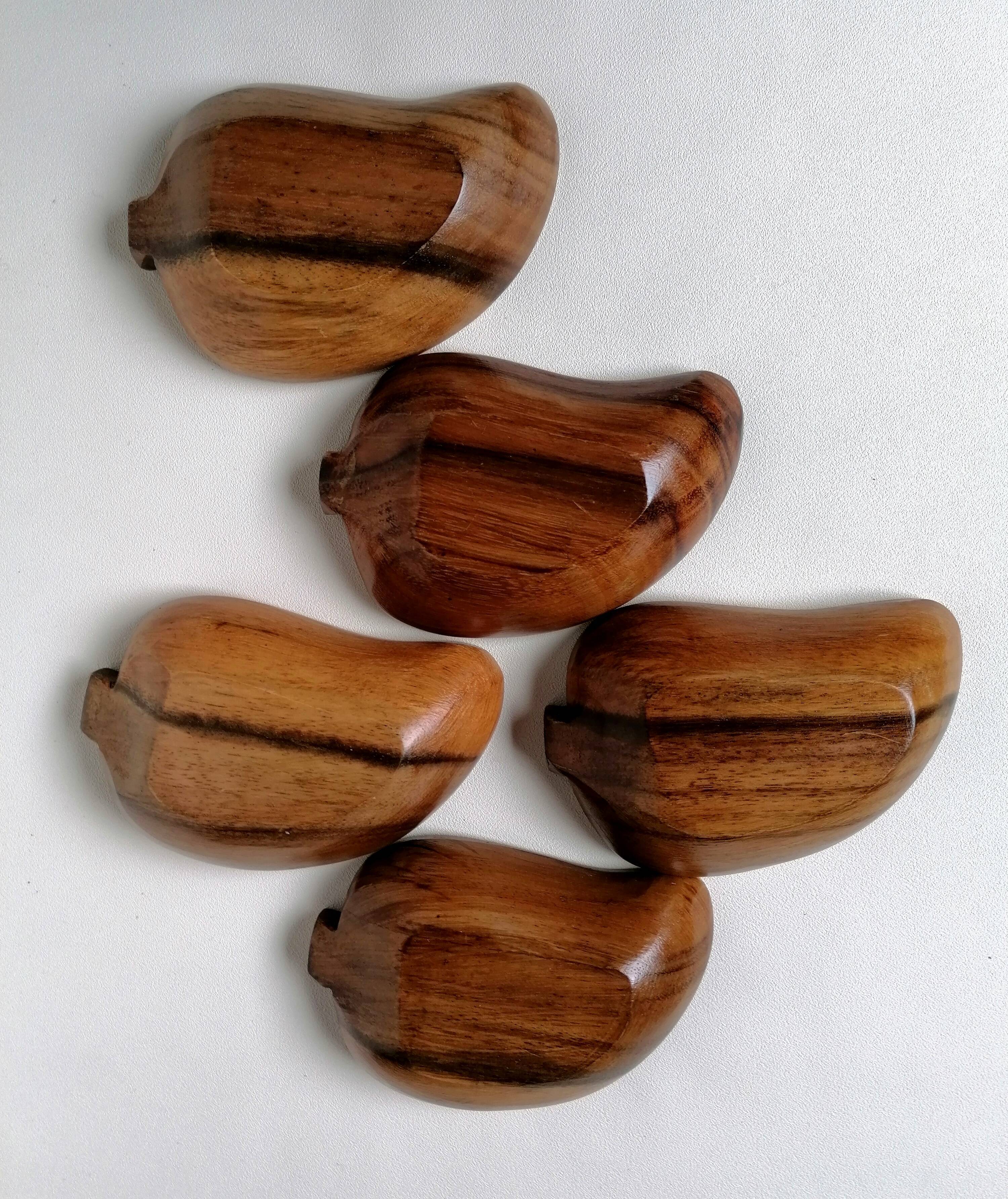 5 pear-shaped teak wood cups