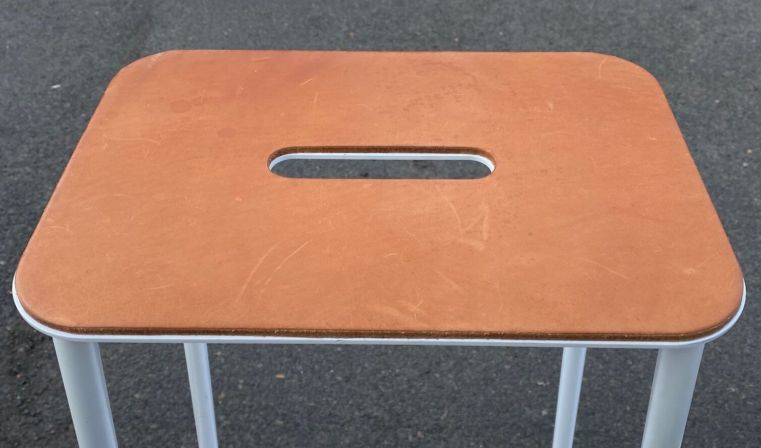 Bar tabou Adam stool white and leather