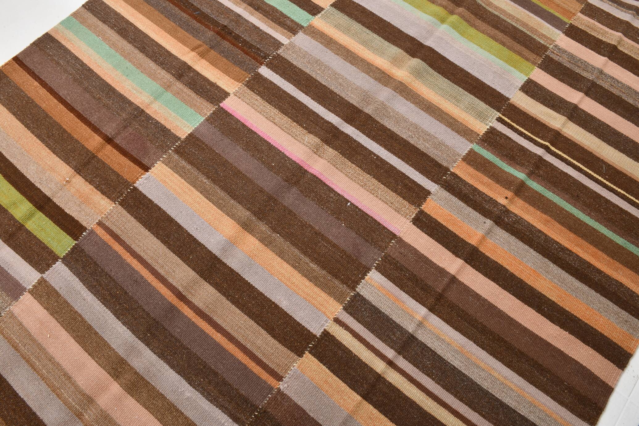 7x10 Soft Color Pastel Brown Vintage Rug, 210x291Cm SK 2356