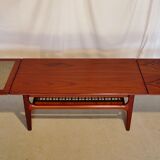 Expandable Scandinavian teak coffee table