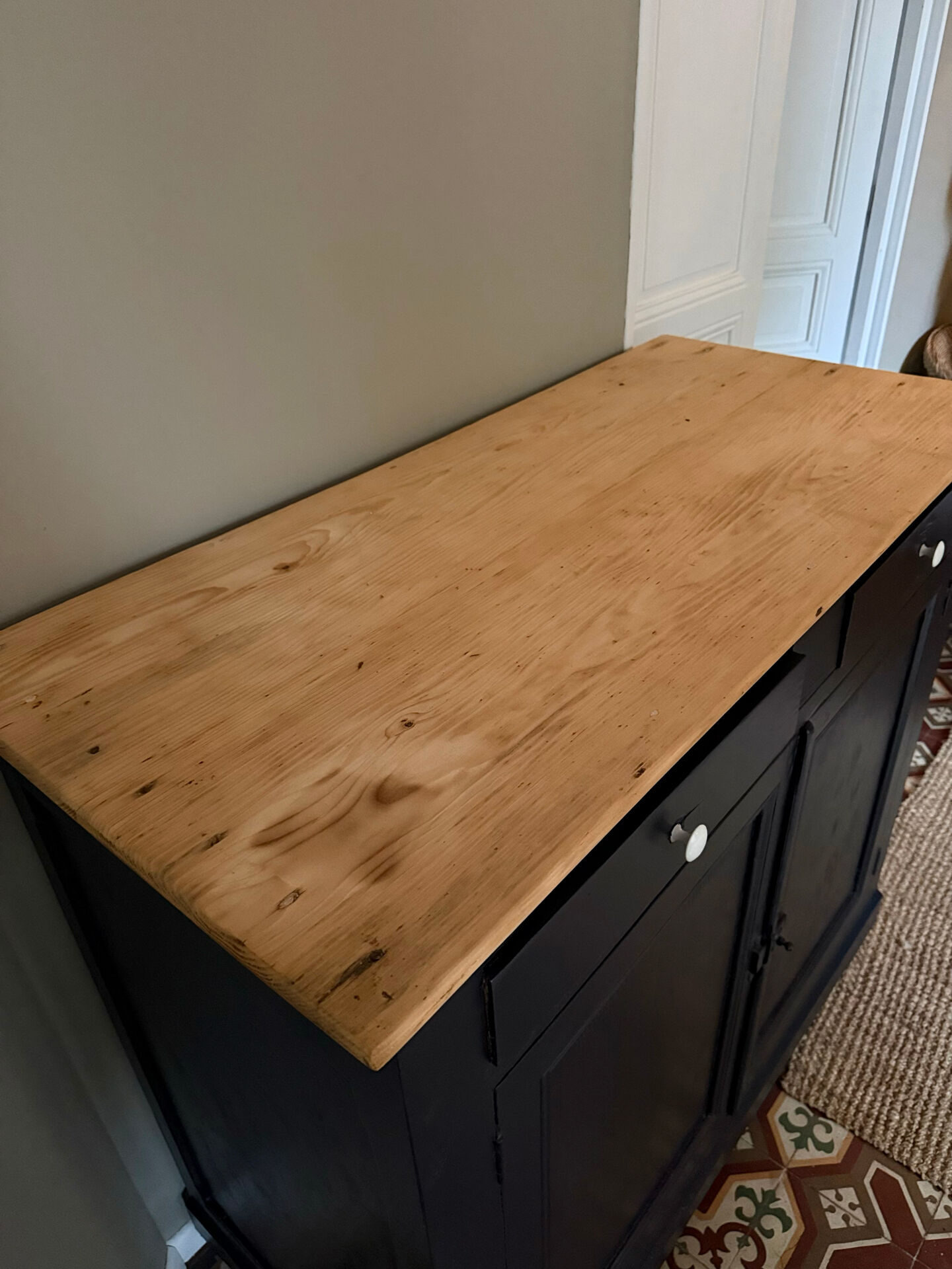 Buffet en bois massif