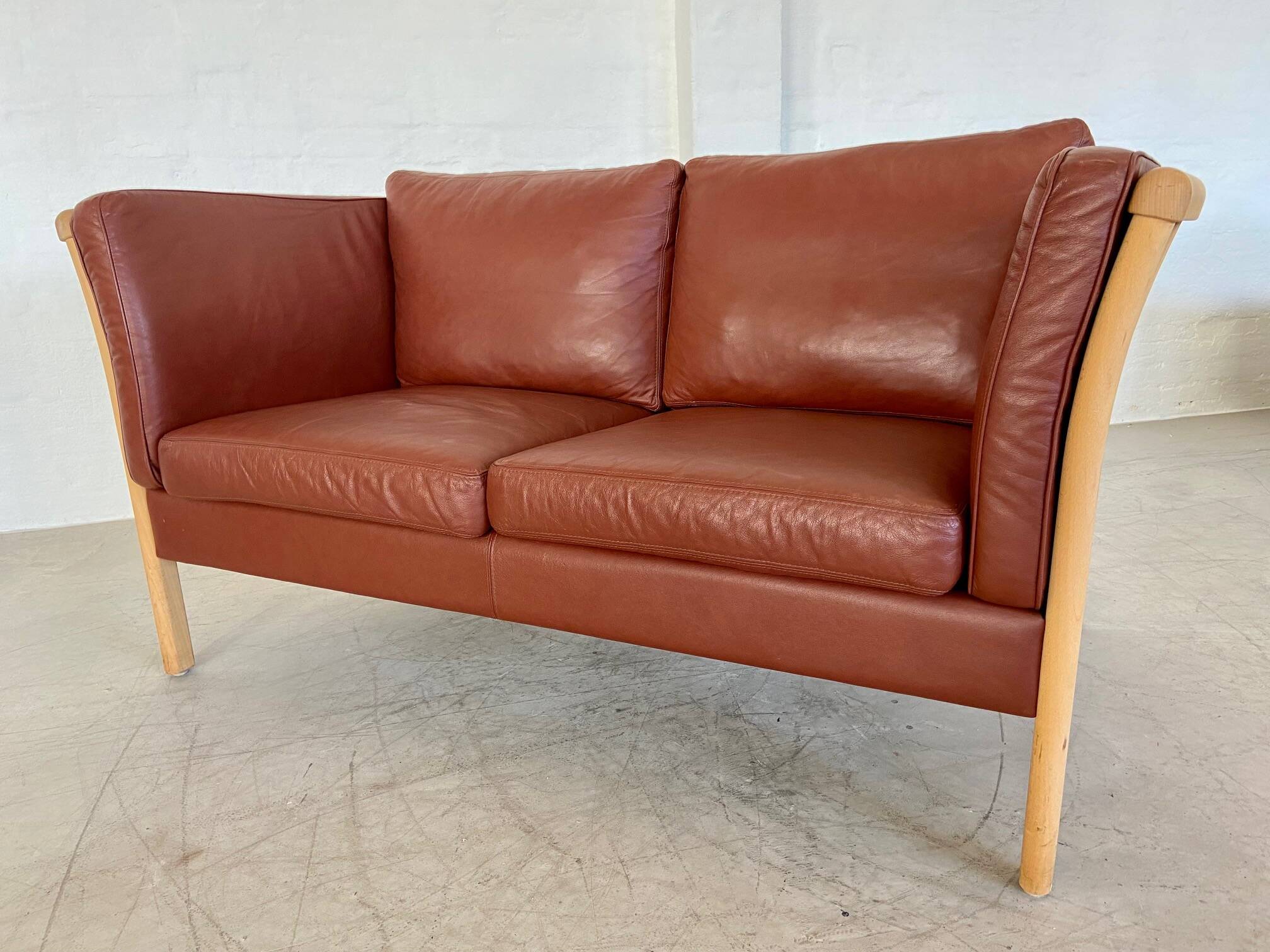 VINTAGE DANISH MID CENTURY DARK COGNAC LEATHER 2 SEATER STOUBY SOFA